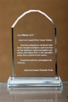  kristal plaketler